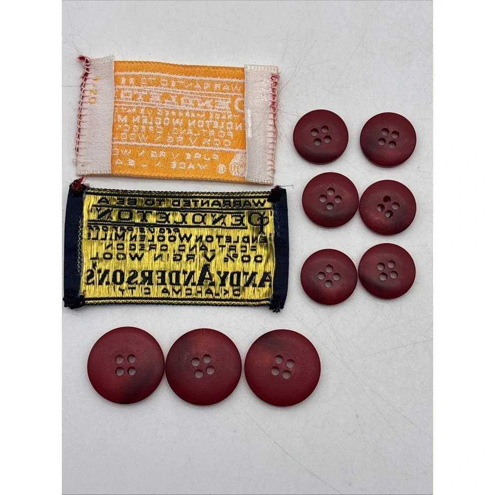Pendleton Plastic Buttons Set Of 9 Red Replacement 6 Small 3 Large